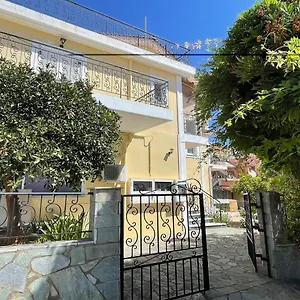  Aparthotel Mariannis
