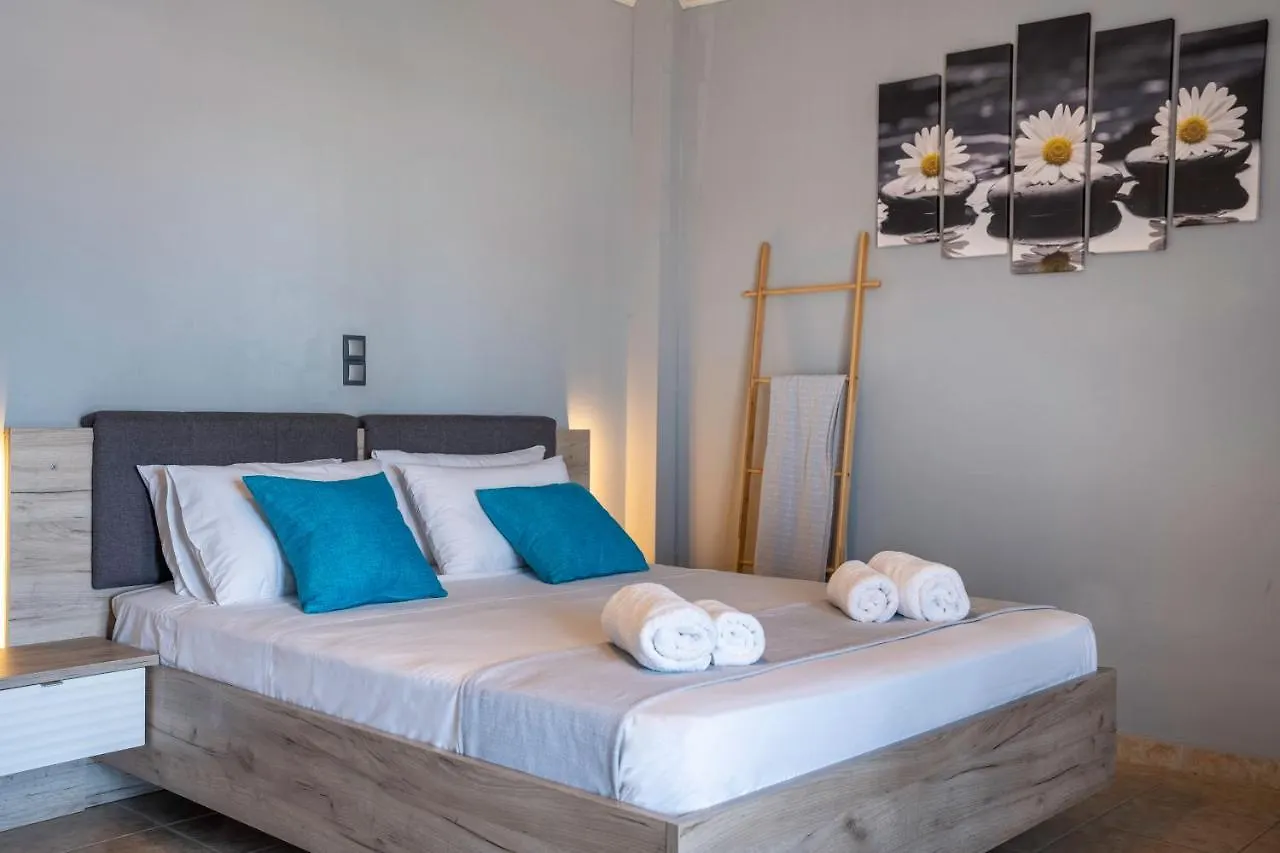 Helen's Studios&Apartments Skala
